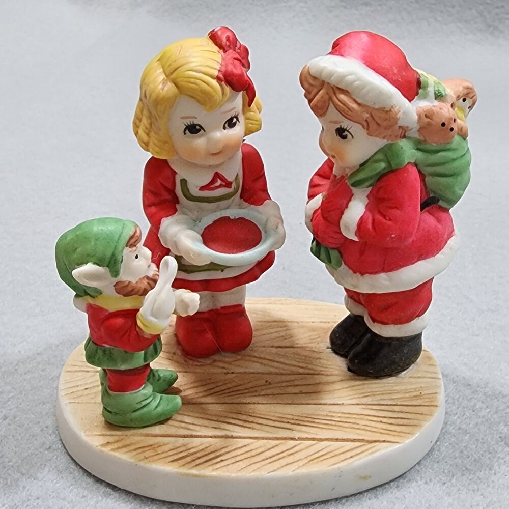 Vintage 1991 Campbell Kids As Mr-Mrs Santa Claus With Elf Helper Christmas Decor